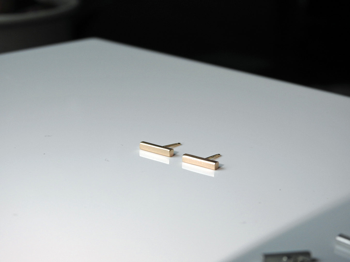 2mm square bar studs