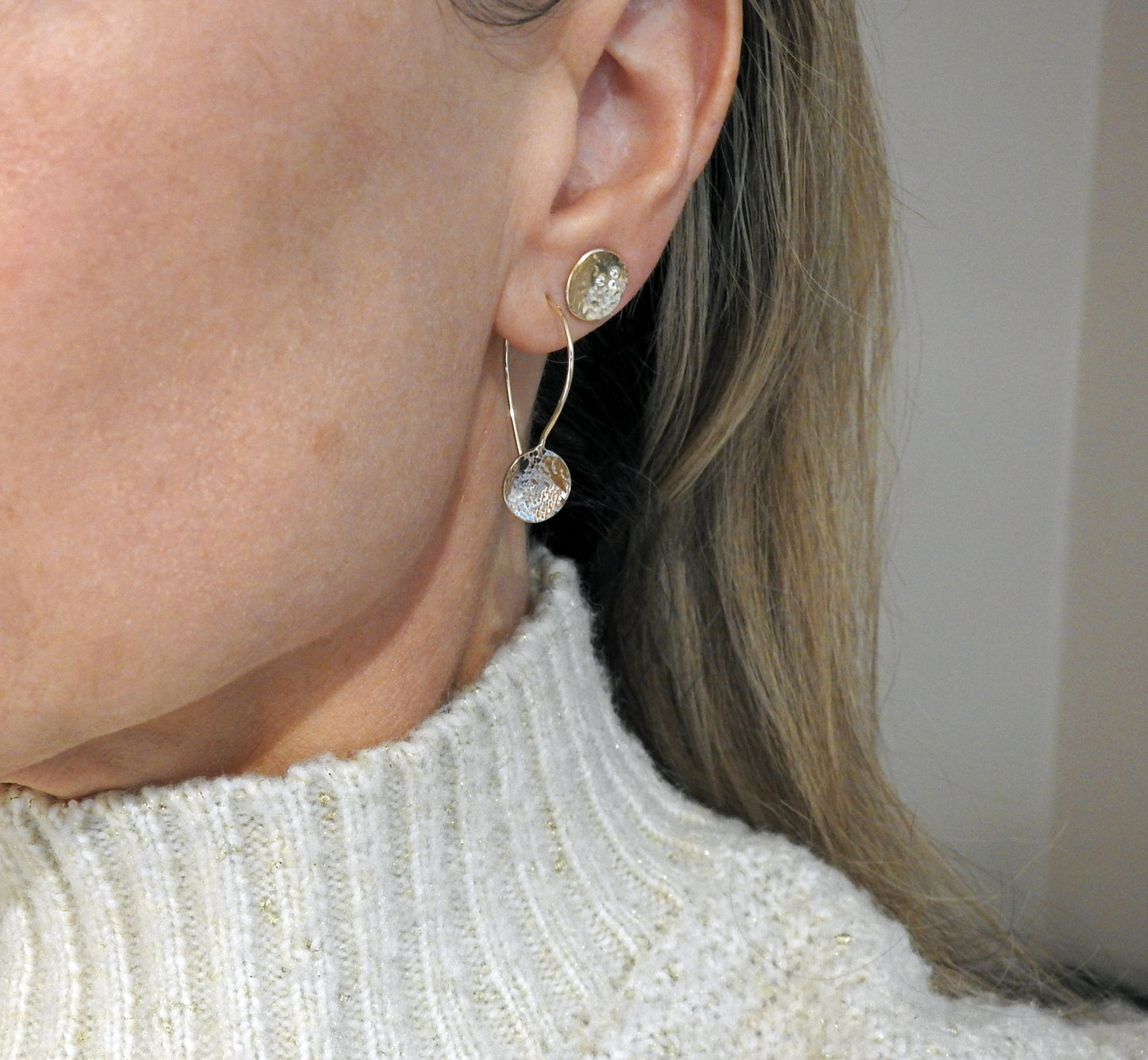 Sun disc earrings with my new hoop style wires with closure hook.  Simple, light, soft, sparkly classics that are a must have ;)!  By  ZEALmetal Nicole Horlor, in Kingston, ON, Canada