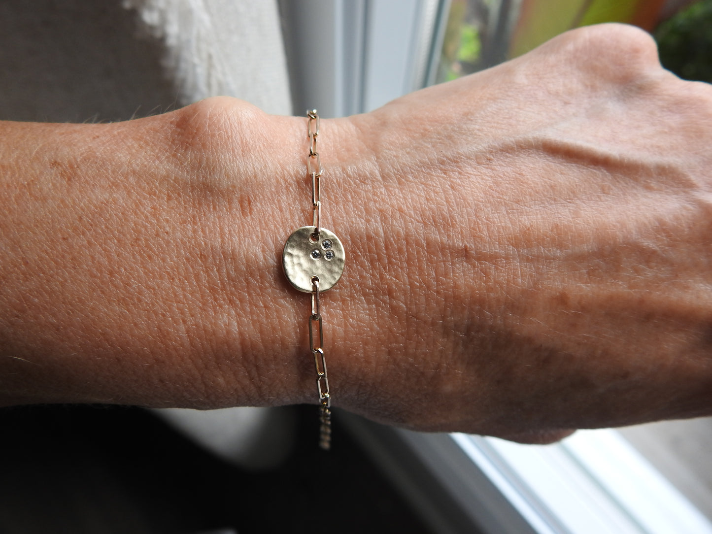 Sun disc sparkle