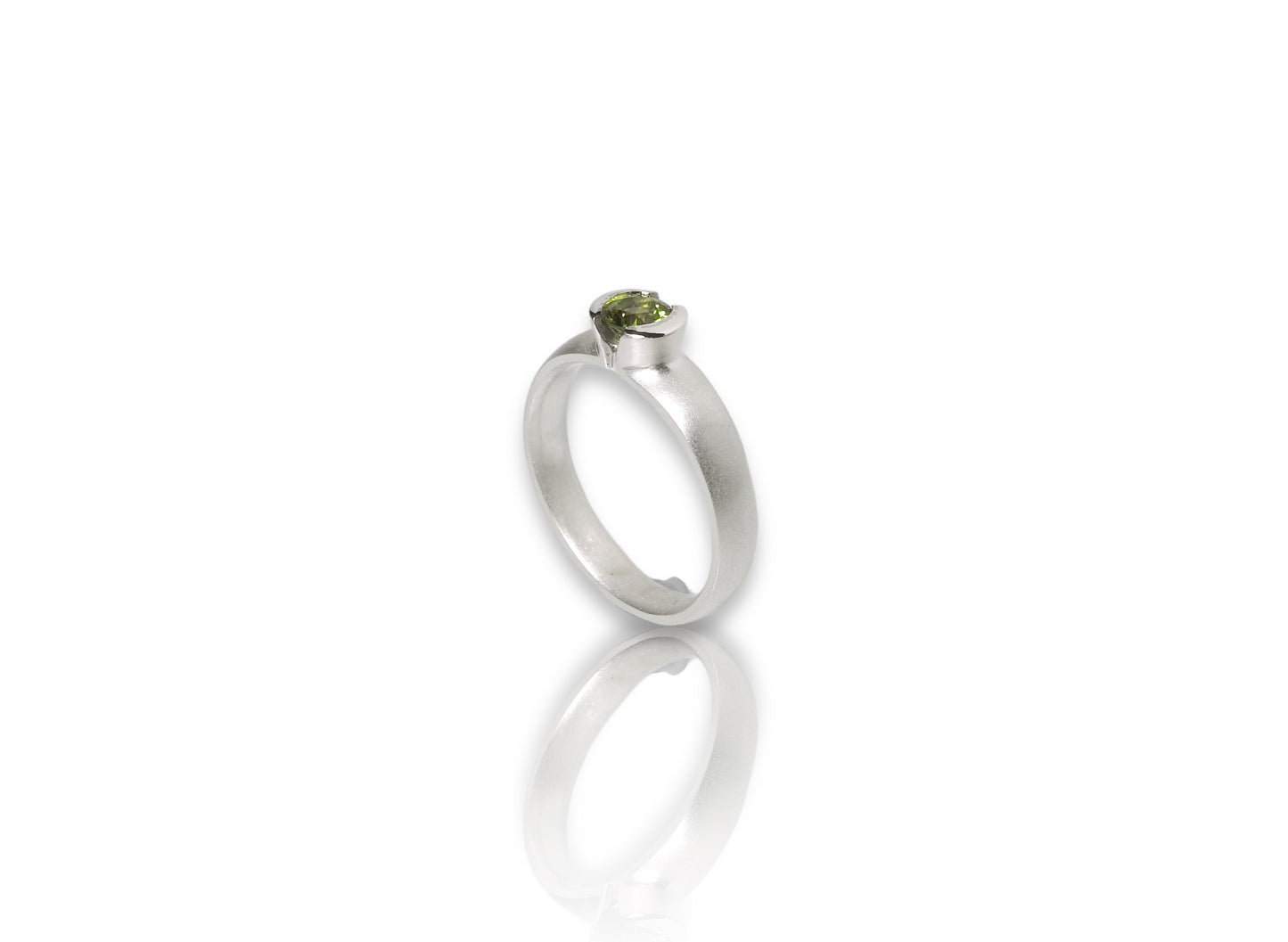 Flared bezel