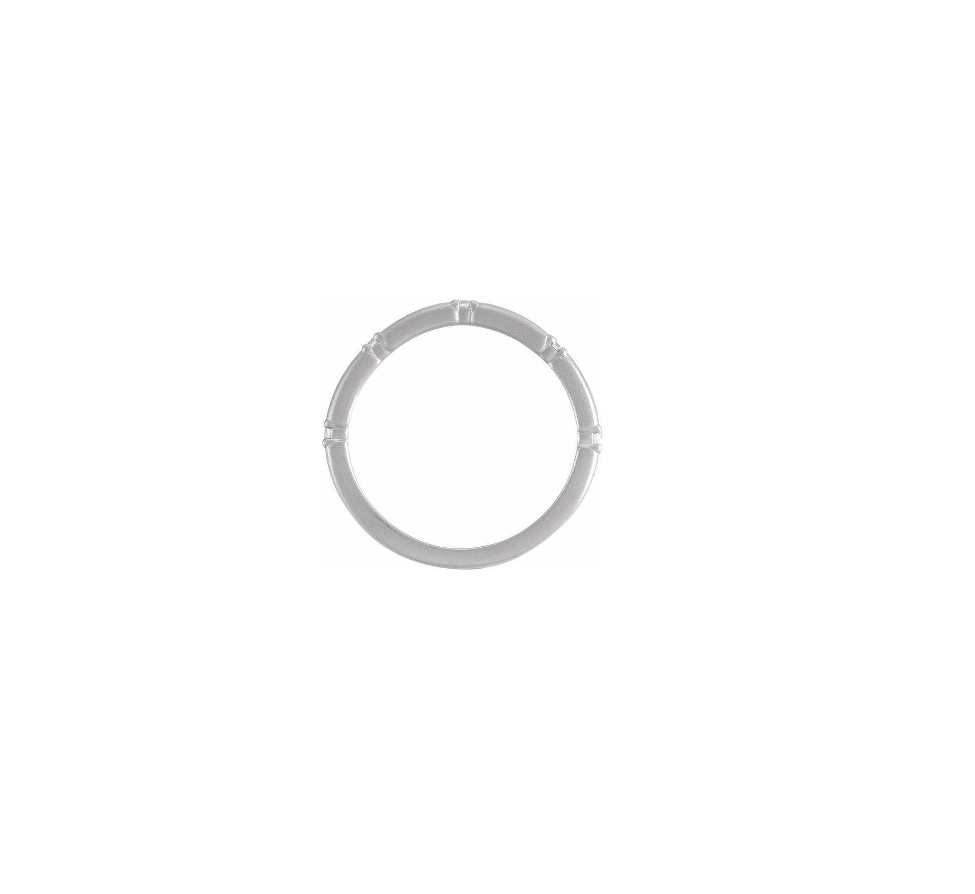 5x CANADAMARK 1.5mm F+ VS round diamonds  Clean, classic band with open flush claw 5 diamond setting.  Lovely, clean, thick sturdy substantial band with a heavy matte finish.  Approx. 1.8mm width band x 2mm thickness .
