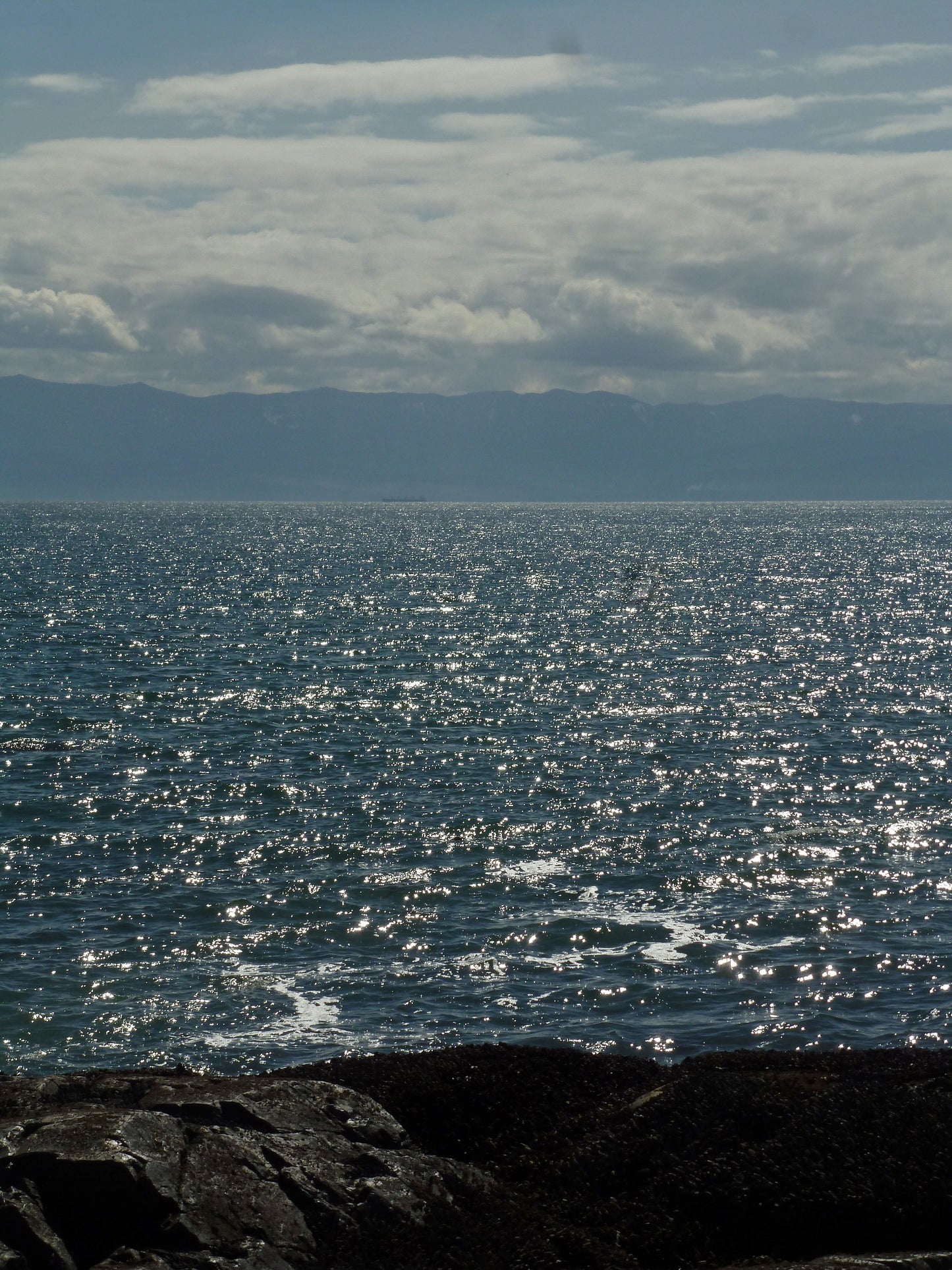 On the way - Point no point - heart pebble