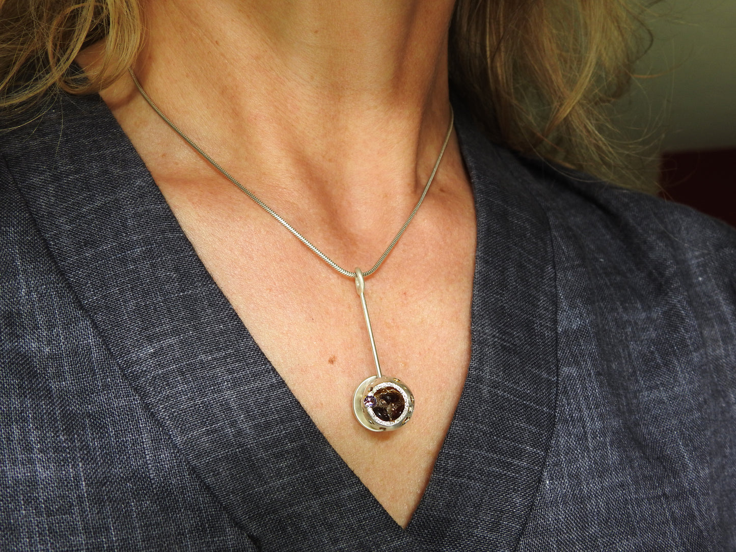 Handmade silver, gold, platinum, gemstone, and diamond jewellery by ZEALmetal. Nicole Horlor, Kingston, ON, Canada Edit alt text