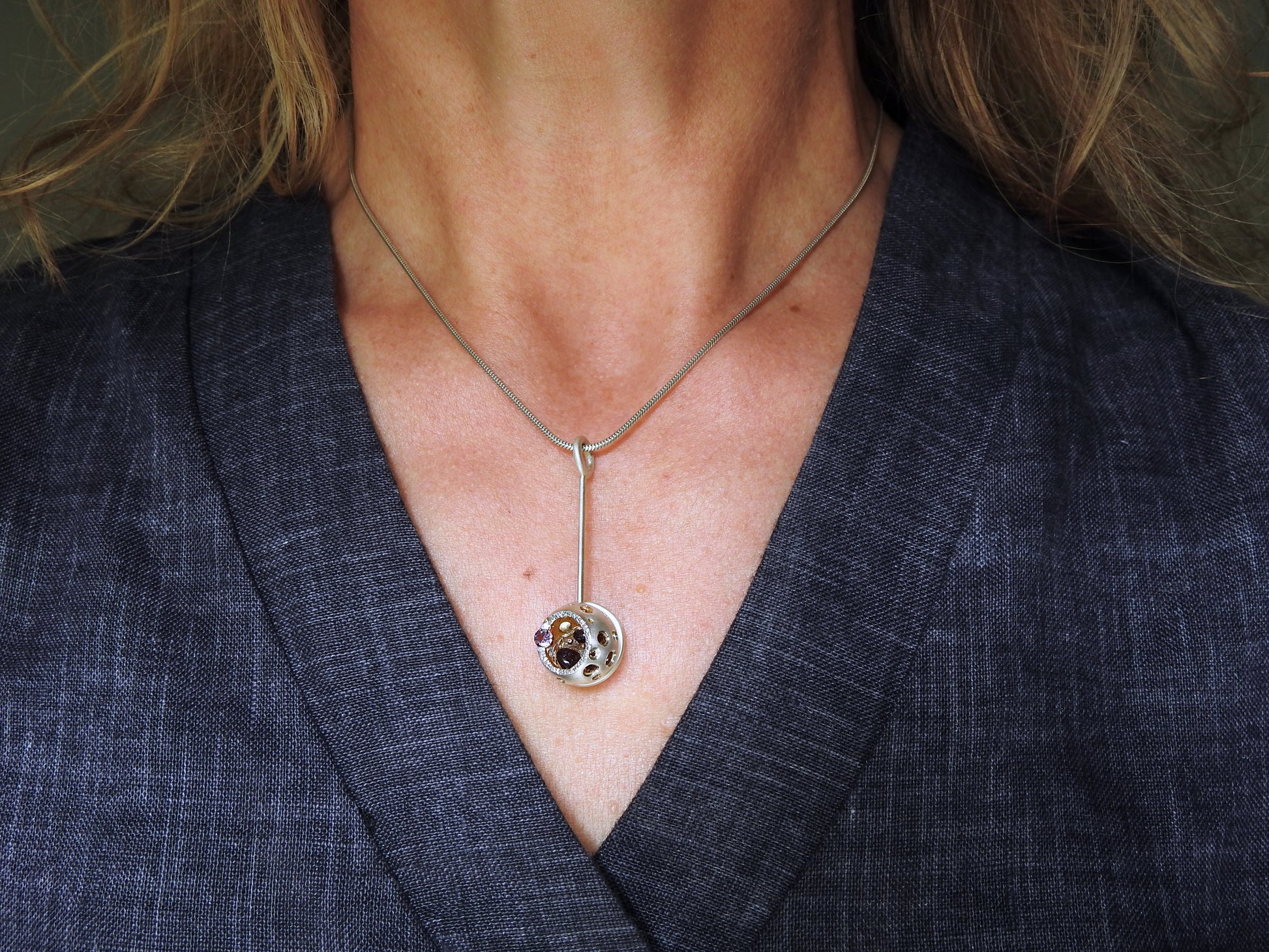 Handmade silver, gold, platinum, gemstone, and diamond jewellery by ZEALmetal. Nicole Horlor, Kingston, ON, Canada  Edit alt text
