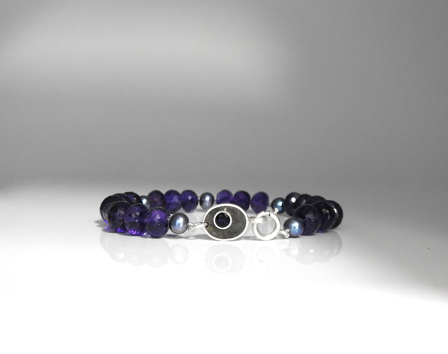 Amethyst limestone inlay bracelet