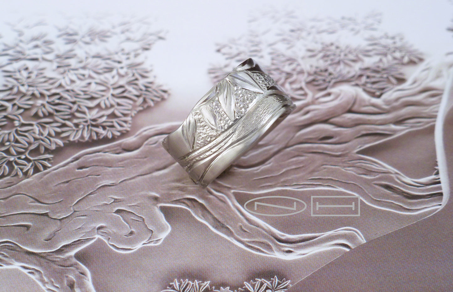 Canadian Handmade unique custom wedding bands, engagement rings, diamonds rings, gold rings, platinum rings, sapphire rings, ruby rings, pearl rings, sterling silver rings, in Kingston, Ottawa, Toronto, Ontario, British Columbia, US, New York, California, L.A.