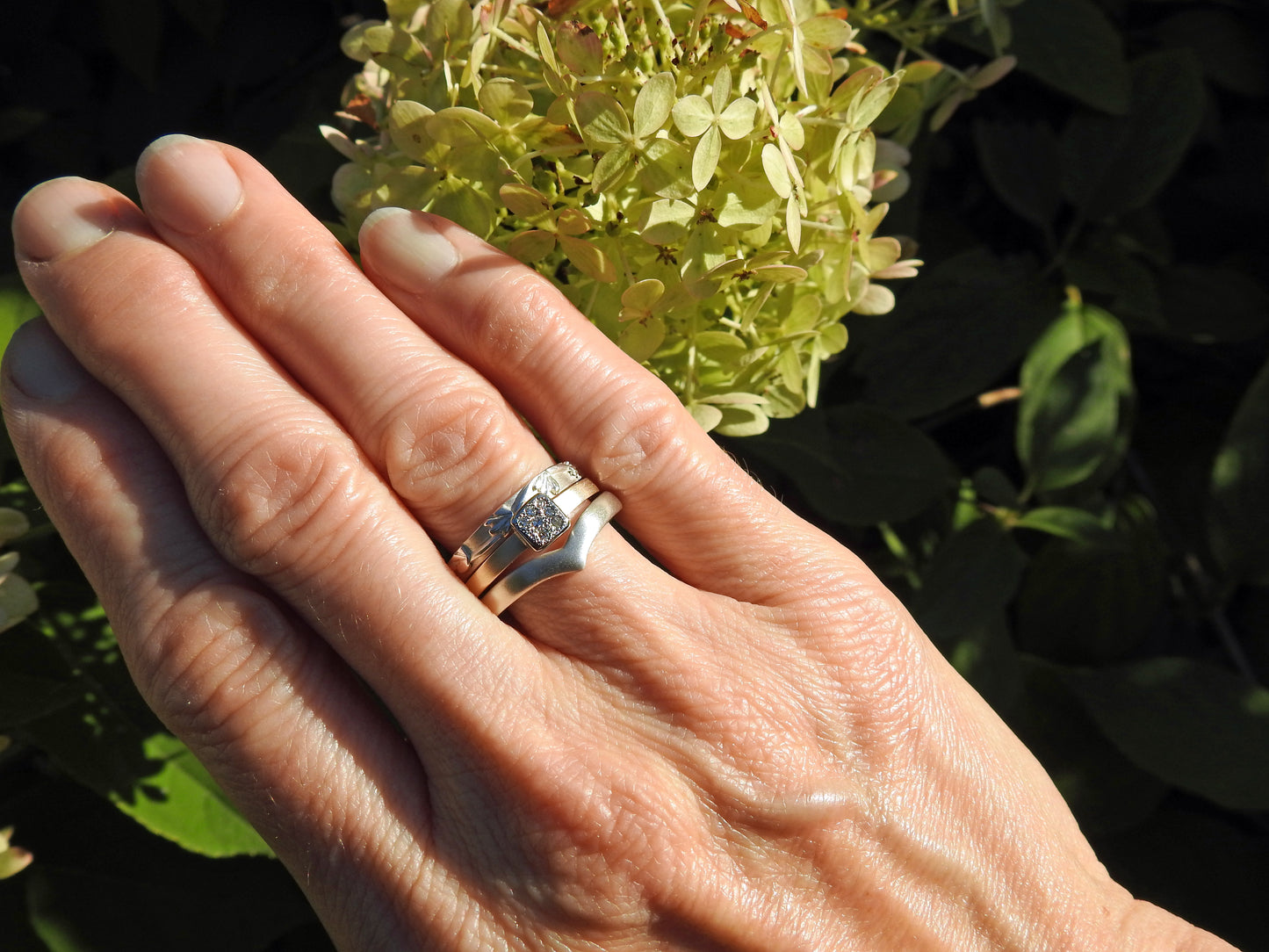 Organic square cluster diamond stacker ring