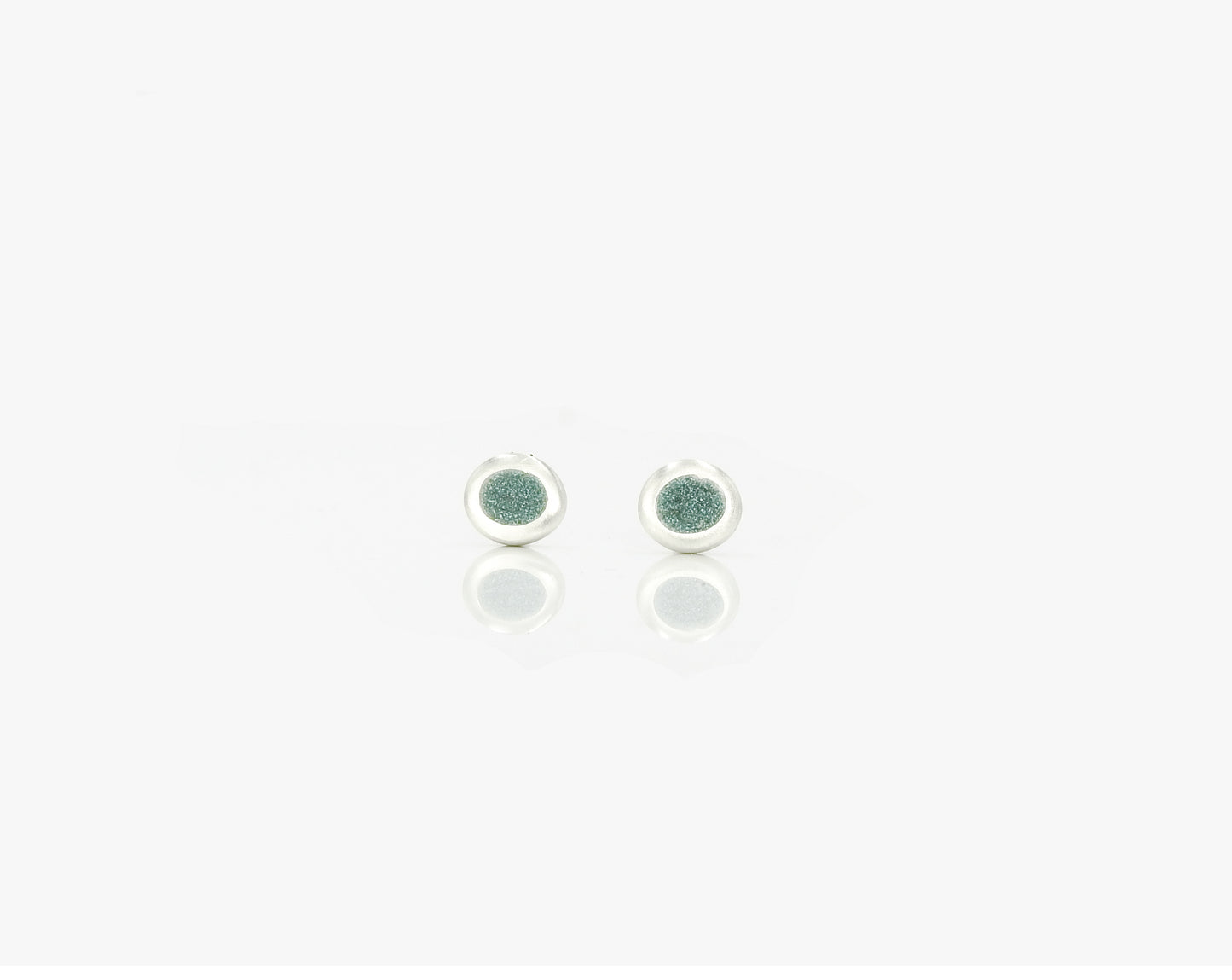 Pebble studs with robins eggshell inlay