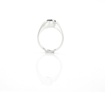 Rounded wrap bezel ring with Amethyst