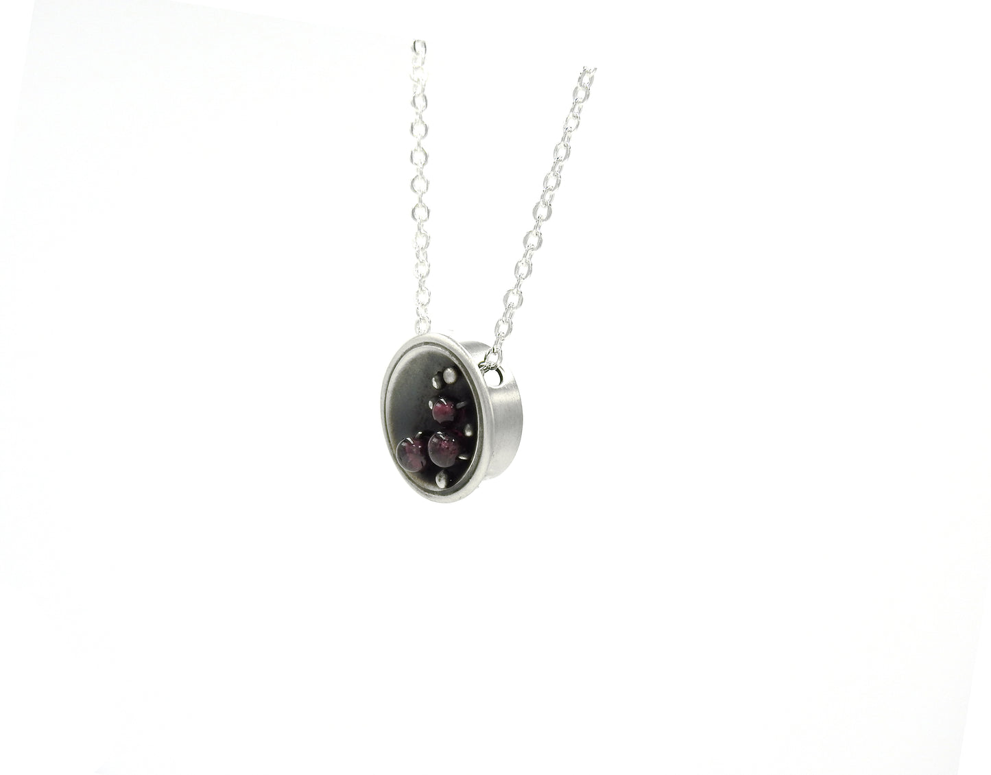 Seed garnet floater