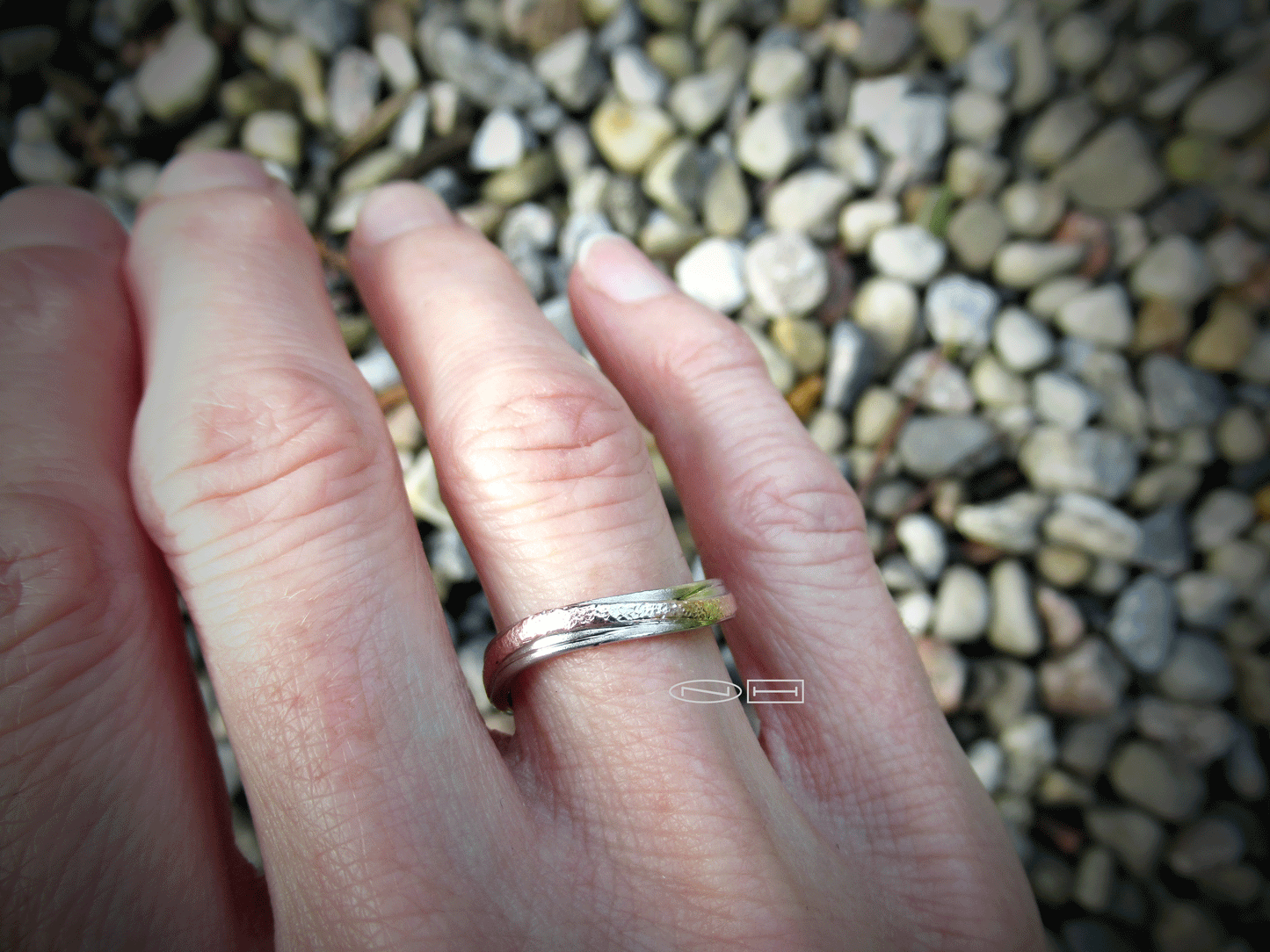 Canadian Handmade unique custom wedding bands, engagement rings, diamonds rings, gold rings, platinum rings, sapphire rings, ruby rings, pearl rings, sterling silver rings, in Kingston, Ottawa, Toronto, Ontario, British Columbia, US, New York, California, L.A.