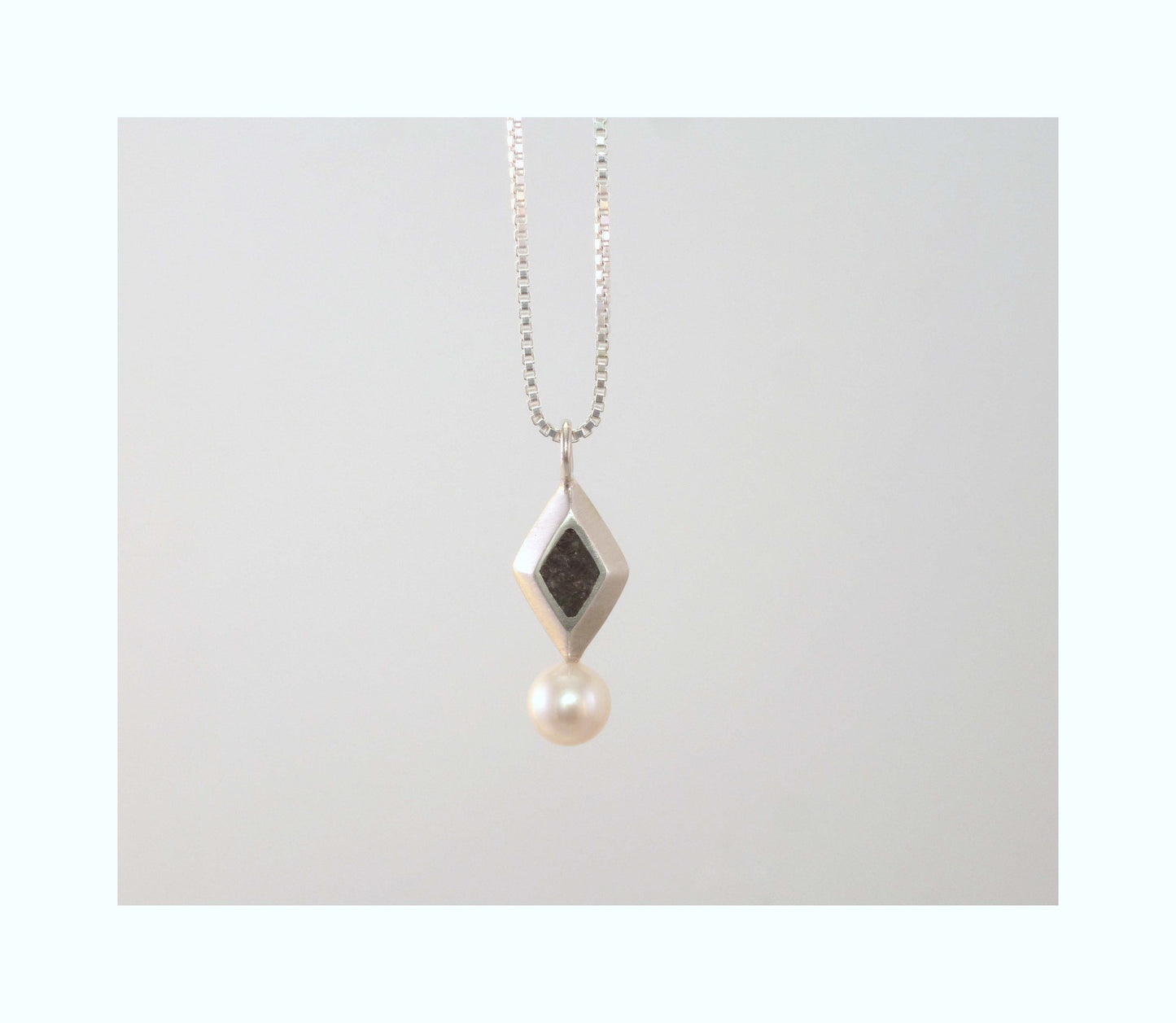 Triangle limestone inlay