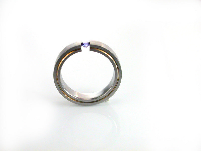 Rim with lavender Sapphire