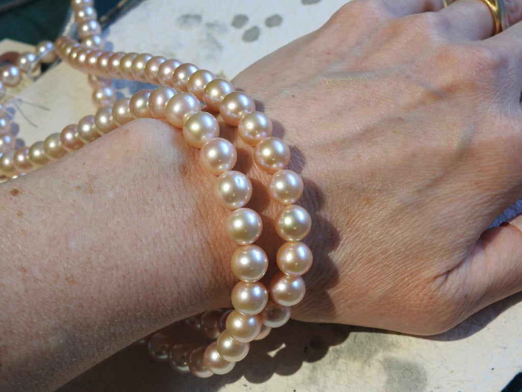 Natural pink pearls