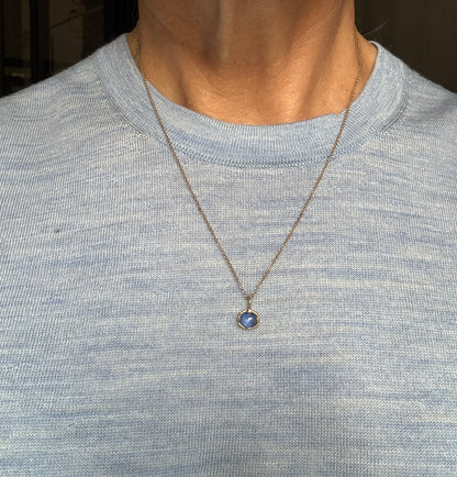 Oval sapphire gumdrop