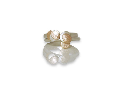 Pebble two tone ring ~ round band