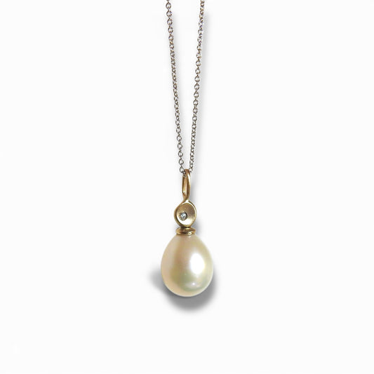 Diamonds in the rough with pear pearl