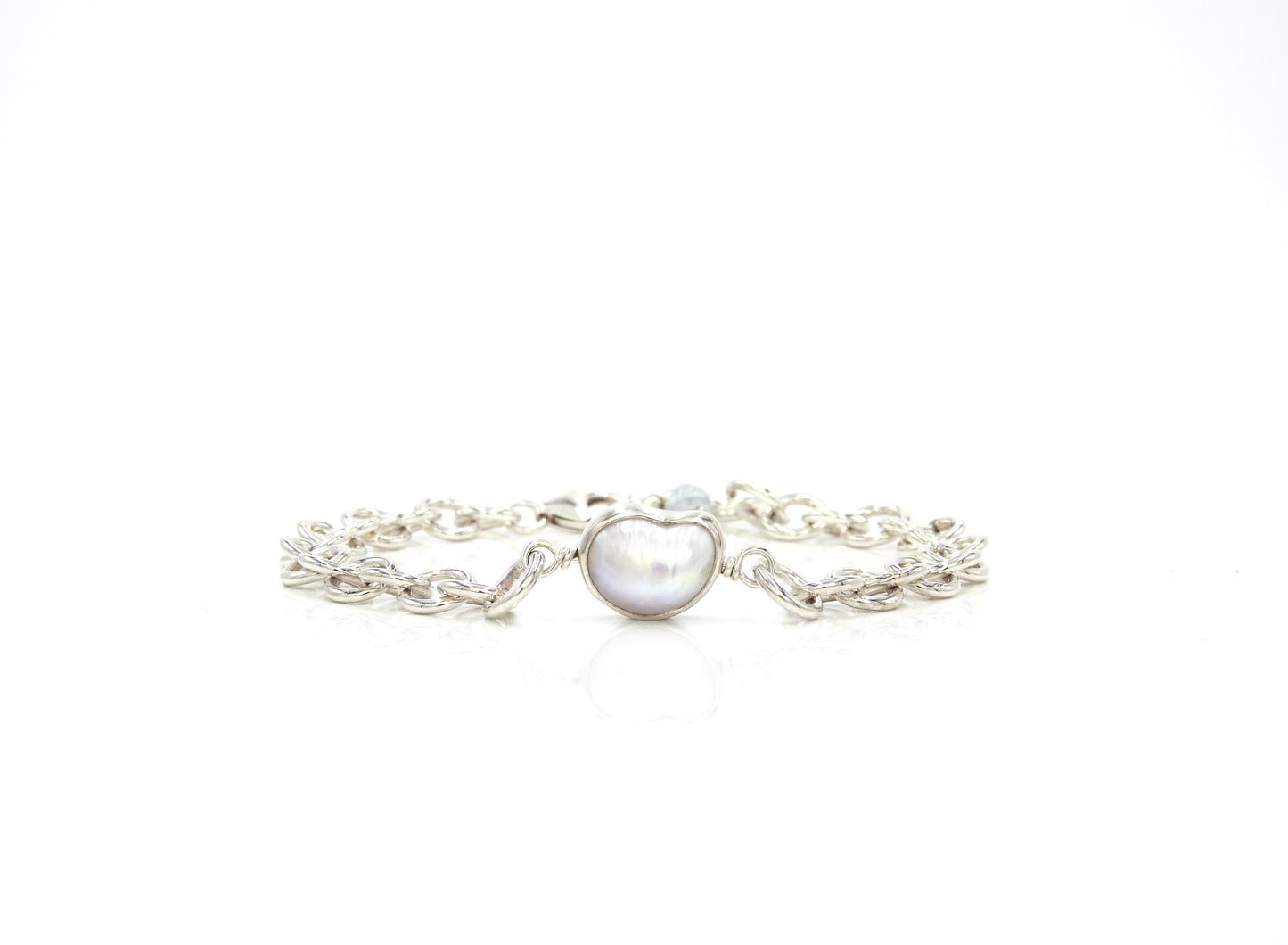 Baroque pearl bracelet