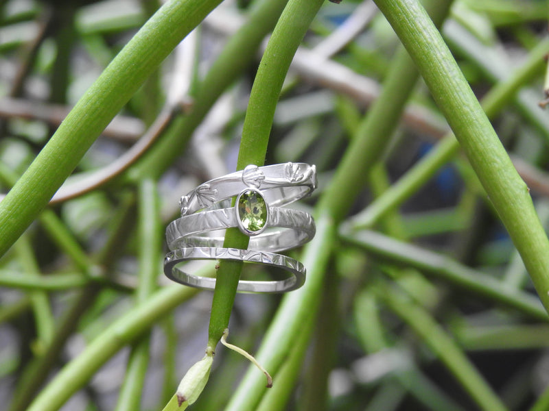 Into the woods with oval peridot
