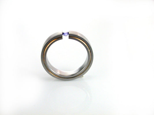 Rim with lavender Sapphire